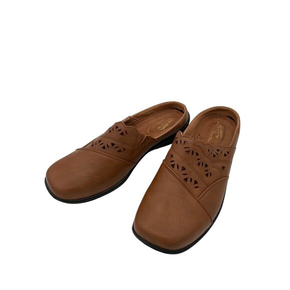 Womens 8.5 Brown Slip-On Mules With Cutout Design - Picture 2 of 8